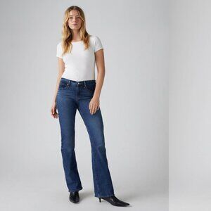 NWOT LEVI'S Classic Bootcut Jeans in dark wash (sz16)